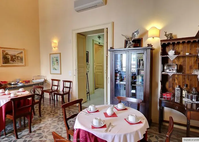 Bed & Breakfast Conte Ruggero 4*