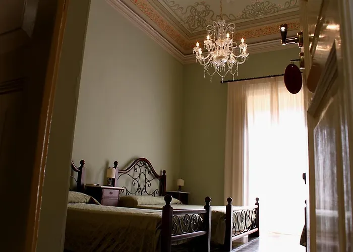 Bed & Breakfast Conte Ruggero 4*