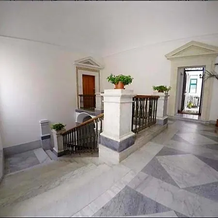 Bed & Breakfast Conte Ruggero 4*